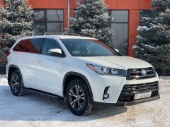 Сүрөт унаа Toyota Highlander