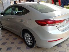 Сүрөт унаа Hyundai Elantra