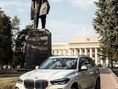 Photo of the vehicle BMW X5