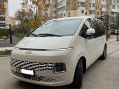 Фото авто Hyundai Staria