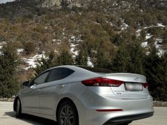 Сүрөт унаа Hyundai Elantra