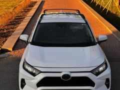 Photo of the vehicle Toyota RAV4