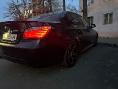 Photo of the vehicle BMW 5 Series