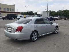 Сүрөт унаа Toyota Crown Majesta