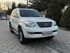 Photo of the vehicle Lexus GX