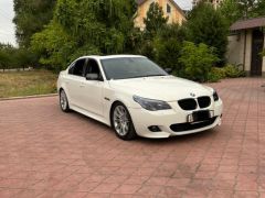 Photo of the vehicle BMW 5 Series