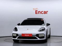 Сүрөт унаа Porsche Panamera