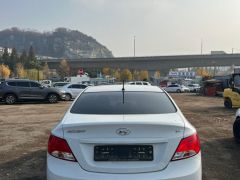 Фото авто Hyundai Accent