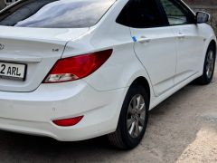 Сүрөт унаа Hyundai Accent