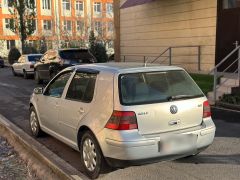 Photo of the vehicle Volkswagen Golf