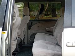 Photo of the vehicle Toyota Estima