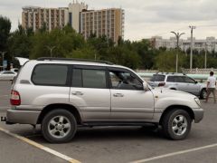 Сүрөт унаа Toyota Land Cruiser