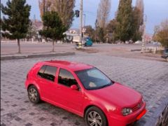 Фото авто Volkswagen Golf