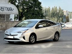 Фото авто Toyota Prius