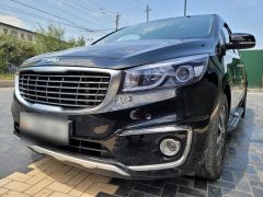 Photo of the vehicle Kia Carnival