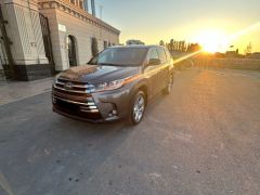 Фото авто Toyota Highlander