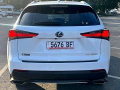 Photo of the vehicle Lexus NX