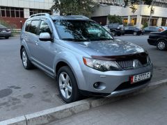 Фото авто Mitsubishi Outlander