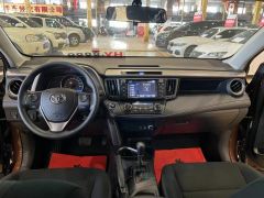 Сүрөт унаа Toyota RAV4