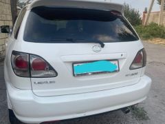 Сүрөт унаа Toyota Harrier