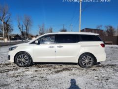 Фото авто Kia Carnival