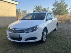 Фото авто BYD E5