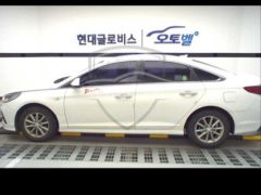 Photo of the vehicle Hyundai Sonata