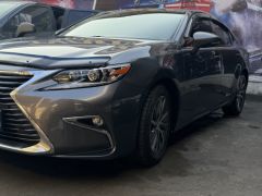 Photo of the vehicle Lexus ES