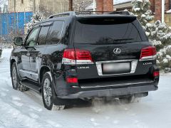 Photo of the vehicle Lexus LX