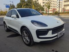 Photo of the vehicle Porsche Macan