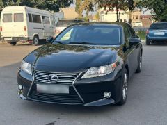 Photo of the vehicle Lexus ES