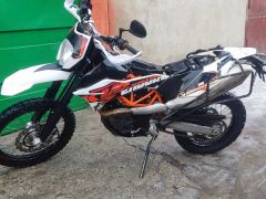 Photo of the vehicle KTM 690