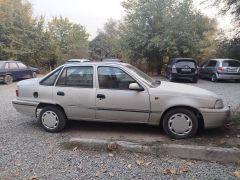 Сүрөт унаа Daewoo Nexia