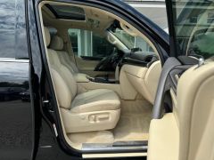 Сүрөт унаа Lexus LX