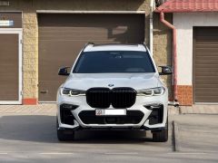 Photo of the vehicle BMW X7