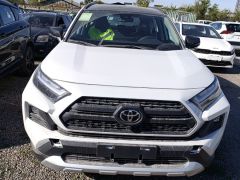 Сүрөт унаа Toyota RAV4