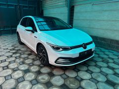 Photo of the vehicle Volkswagen Golf