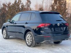 Photo of the vehicle Volkswagen Tiguan