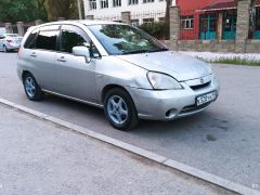 Сүрөт унаа Suzuki Liana