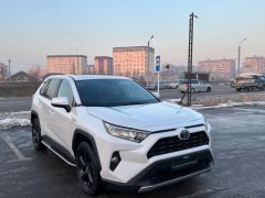 Сүрөт унаа Toyota RAV4