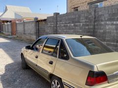 Сүрөт унаа Daewoo Nexia