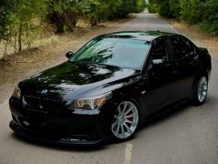 Photo of the vehicle BMW 5 Series