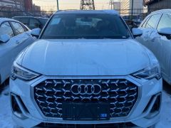 Photo of the vehicle Audi Q3