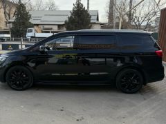 Фото авто Kia Carnival