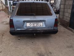 Photo of the vehicle Mercedes-Benz W124