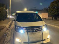 Photo of the vehicle Toyota Alphard