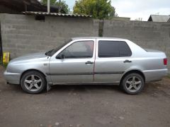 Фото авто Volkswagen Vento