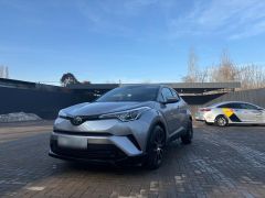 Сүрөт унаа Toyota C-HR