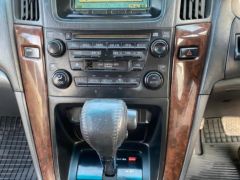 Сүрөт унаа Toyota Harrier