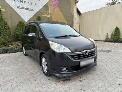 Сүрөт унаа Honda Stepwgn